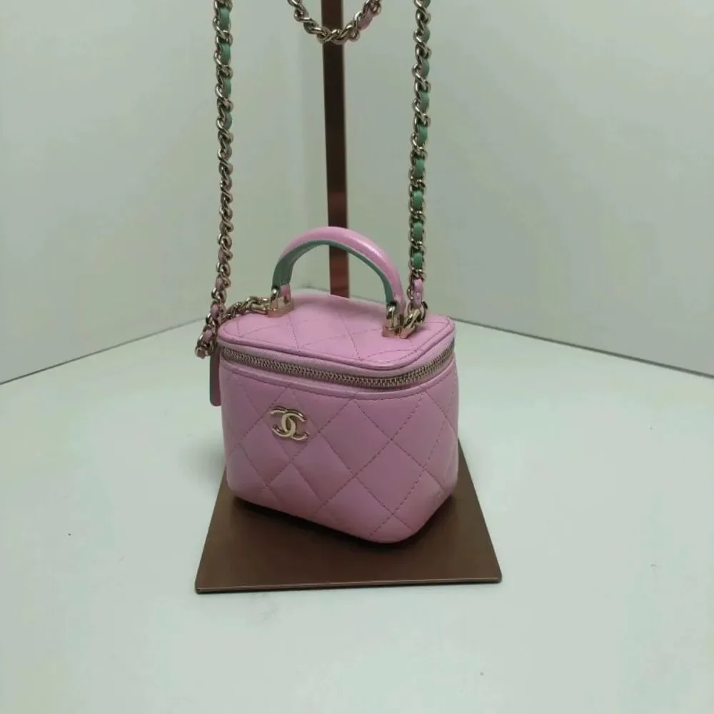 Chanel Women Pre-Loved Bag Very Good Condition